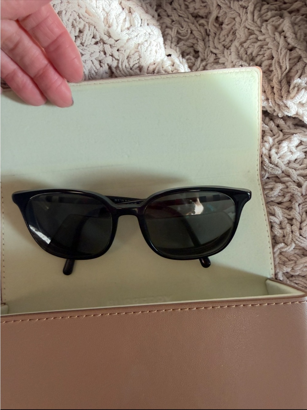 Classic Black Men's Sunglasses - UV Protection